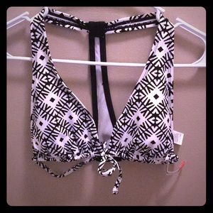 Old Navy Tie Front Bikini Top Medium NWT